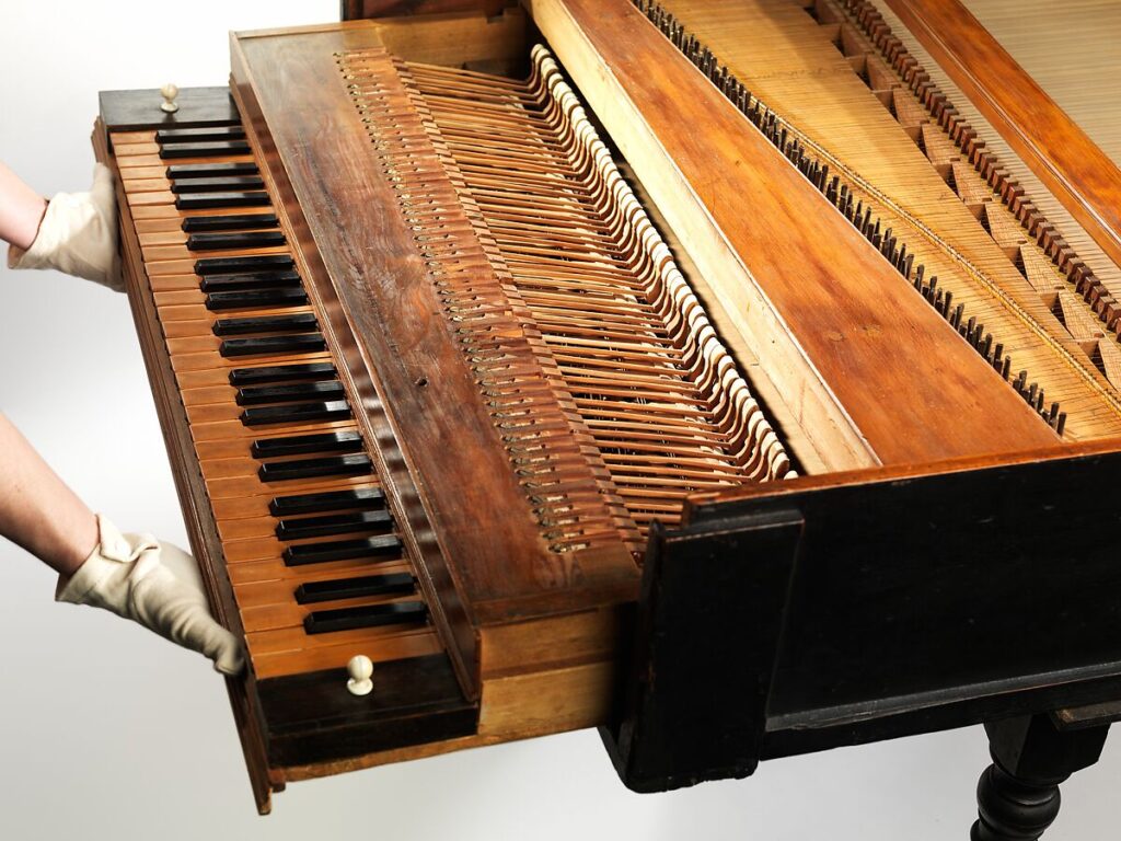 Bartolomeo Cristofori 1720 Italian Grand Piano, Metropolitan Museum of Art